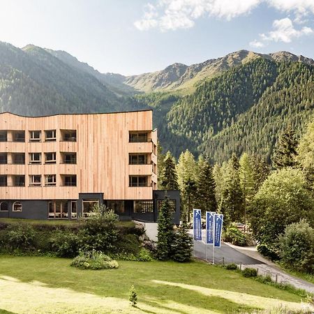 Falkensteiner Hotel Antholz - Adults Only Bagian luar foto