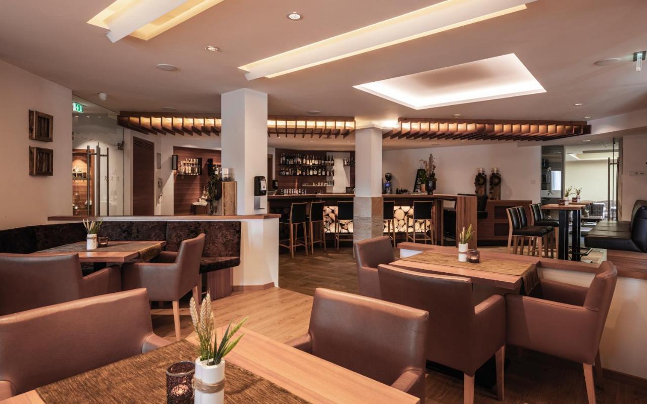 Falkensteiner Hotel Antholz - Adults Only Bagian luar foto