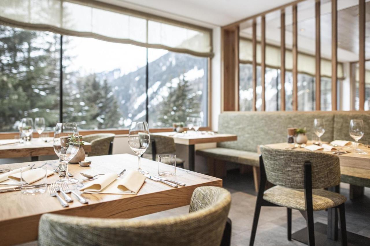 Falkensteiner Hotel Antholz - Adults Only Bagian luar foto