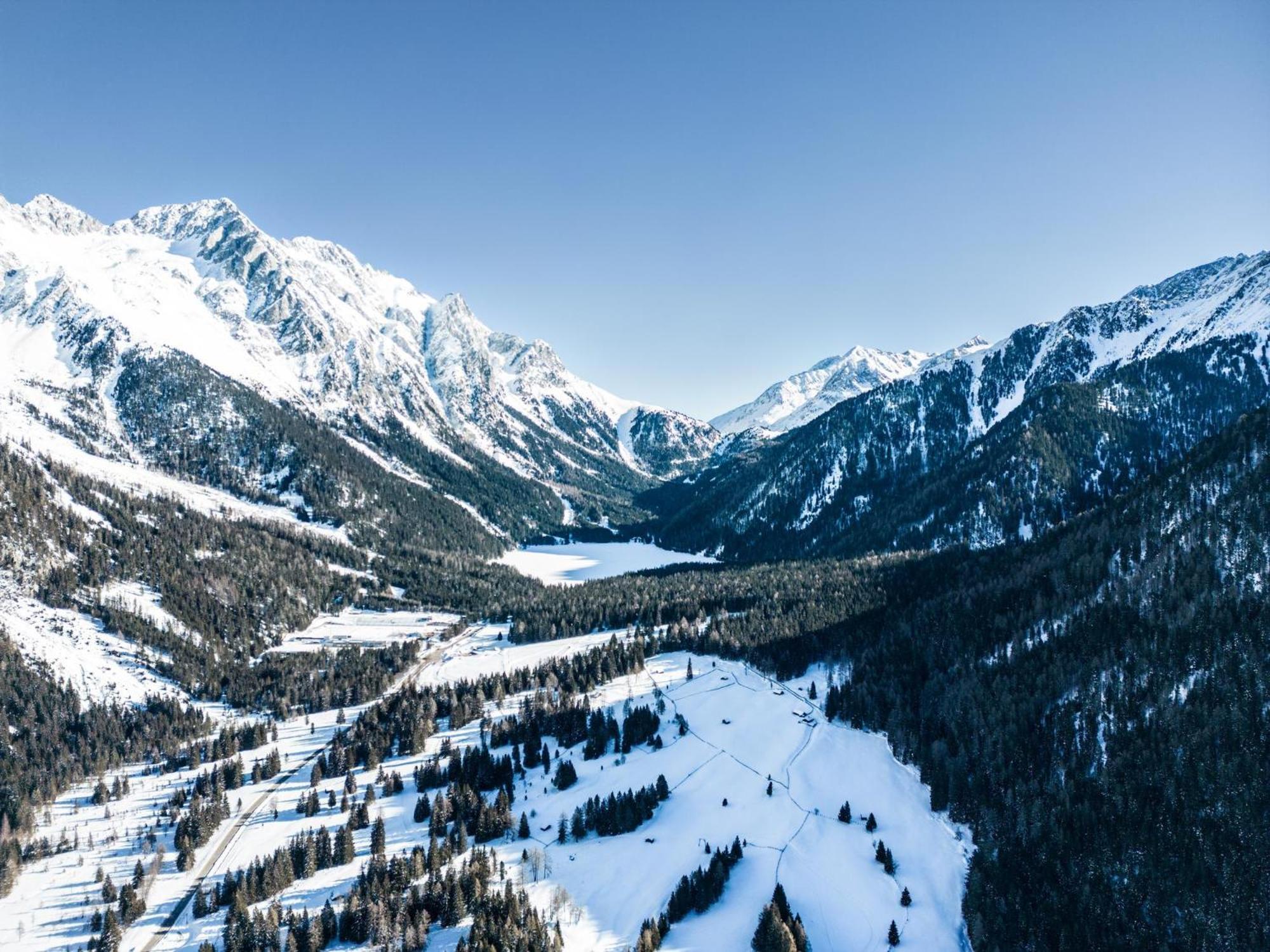 Falkensteiner Hotel Antholz - Adults Only Bagian luar foto