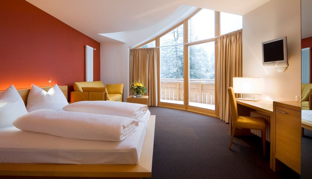 Falkensteiner Hotel Antholz - Adults Only Ruang foto