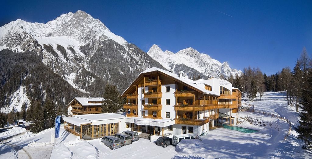 Falkensteiner Hotel Antholz - Adults Only Bagian luar foto